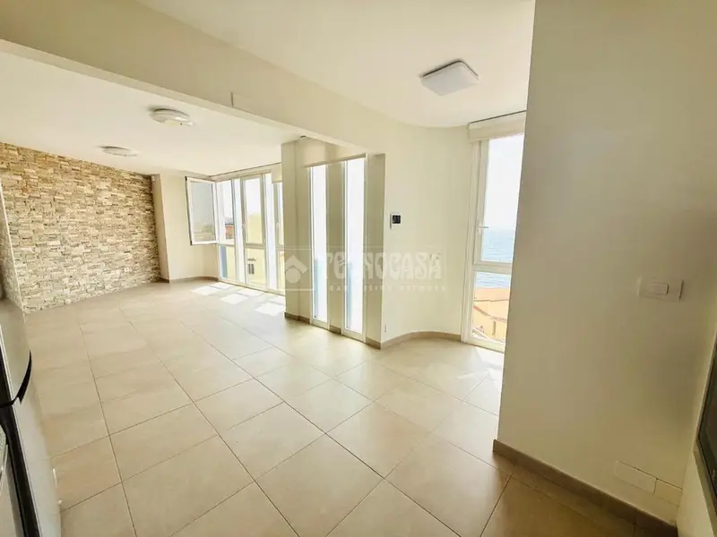 Piso reformado en Las Calerillas 4 dormitorios 2 baños