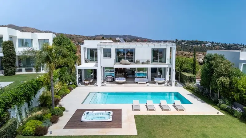 Villa de Lujo en Santa Clara Golf Marbella