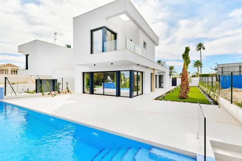 Villa en Venta Cabo Roig 3 Dormitorios Piscina Privada Vistas
