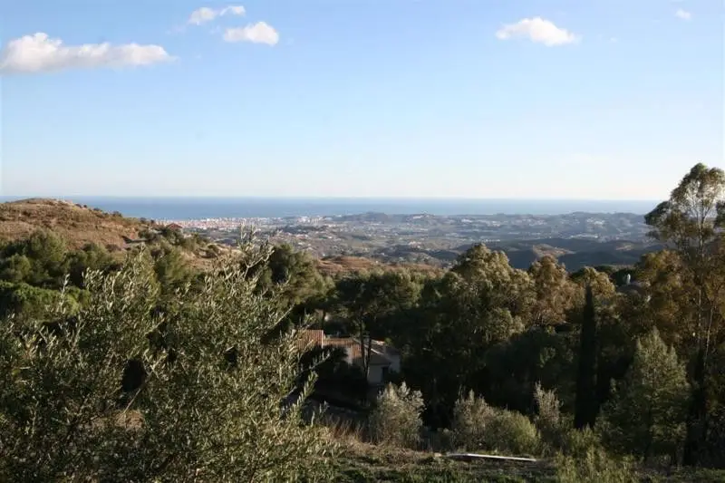Venta Parcela con Vistas en Valtocado Mijas R2220173