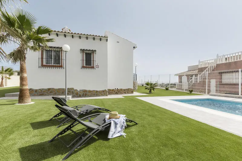 Villa en Venta Gea y Truyols Murcia 3 Dormitorios Piscina Jardin