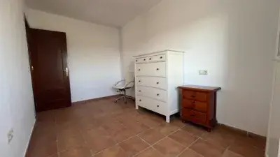 Dúplex en Venta Pedanías Este 4 Plantas 3 Dormitorios