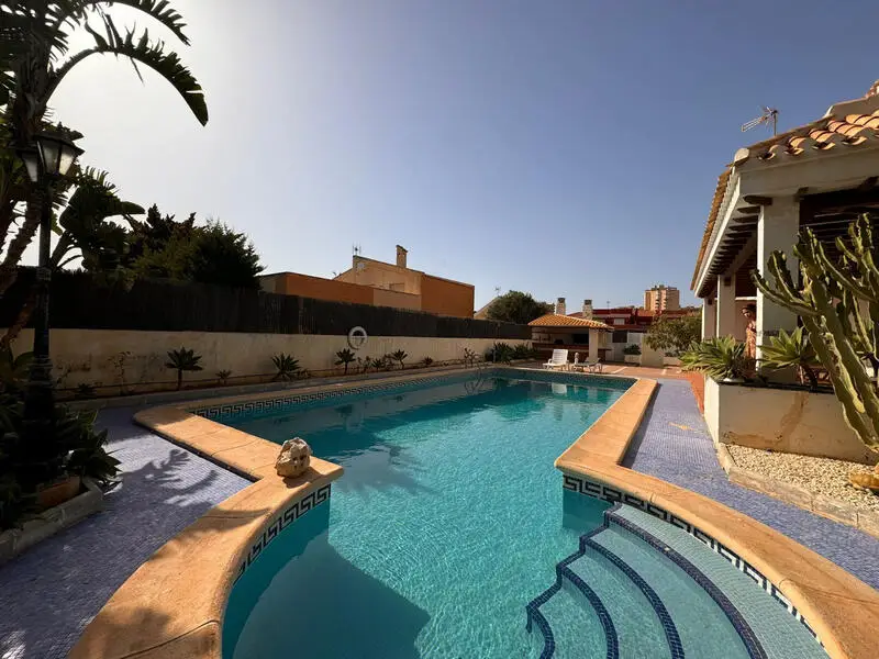 Villa 5 Dormitorios La Manga del Mar Menor Cerca de la Playa