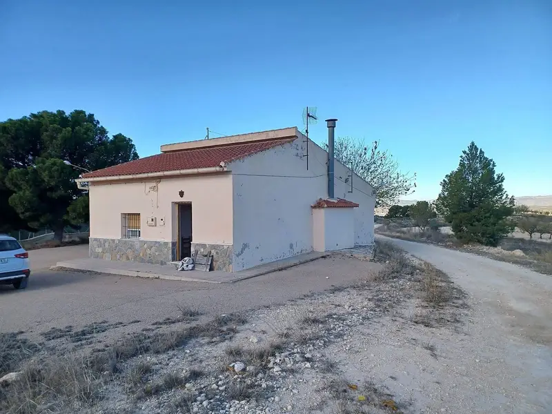Casa Rural en La Zarza Pinoso con Vistas Panorámicas