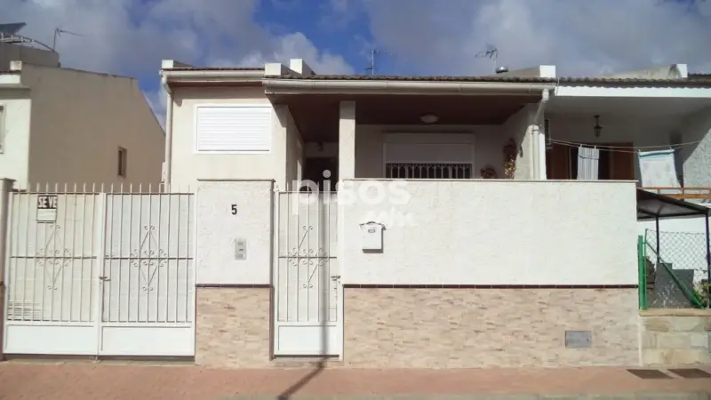 Chalet Adosado en Lo Pagan con Gran Sotano y Garaje