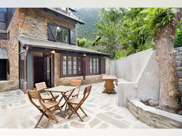 Alquiler Piso 5 Dormitorios Val d Aran Espa	
