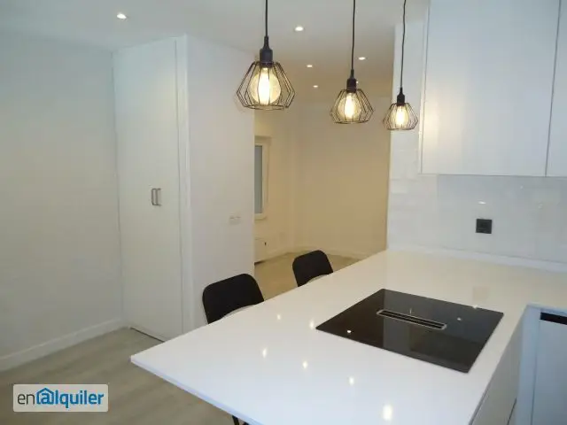 Apartamento a estrenar al lado de la playa de poniente