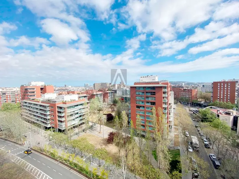 Ático Dúplex de Lujo en Tres Torres Barcelona con Piscina Privada