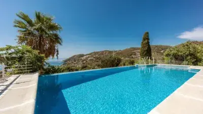 Finca Rústica de Lujo en Venta La Herradura