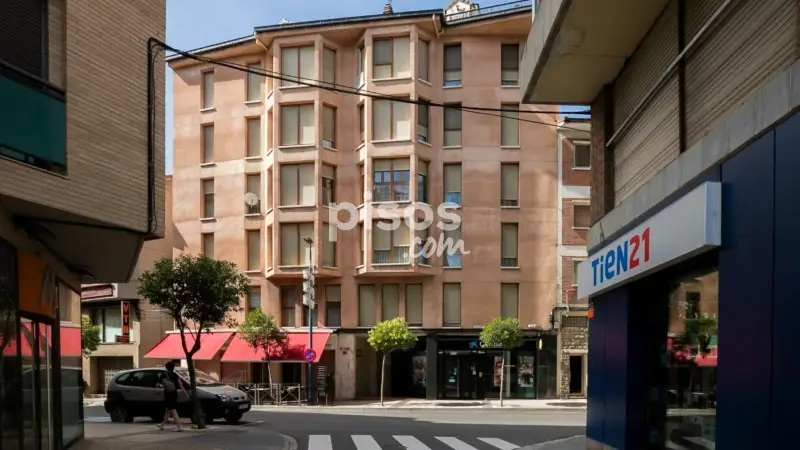 Piso en venta en Sabiñánigo 3 dormitorios 2 baños garaje y trastero