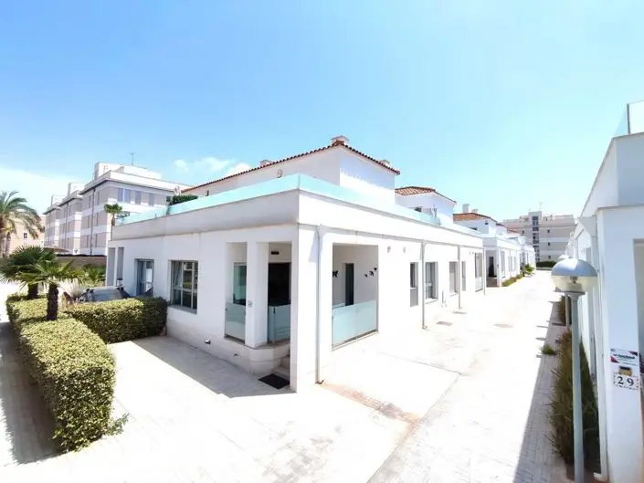 Villa en Venta Los Dolses 3 Dormitorios 2 Baños