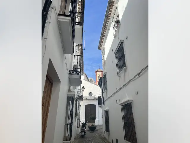 Casa con 4 Dormitorios y Vistas al Castillo en Olvera