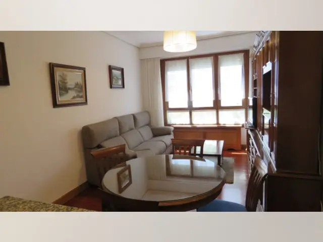 Piso de 2 Dormitorios alquiler San Sebastian, España