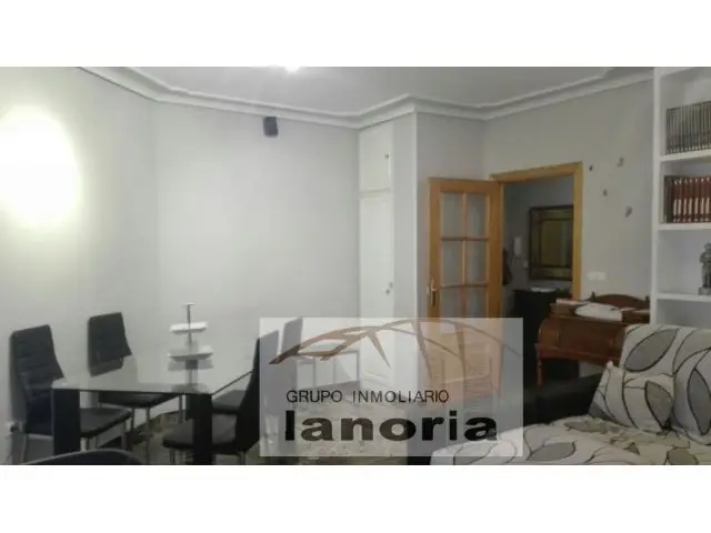 Piso VPO 3 Dormitorios 2 Baños Patio Garaje El Pilar