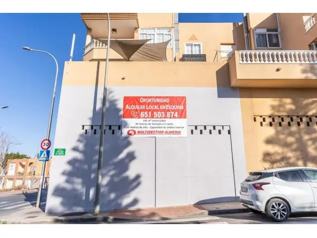 Local Comercial Huércal Almeria 140m2 Ampliable