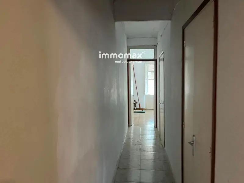 Adosado en Granollers con gran potencial: vivienda o negocio