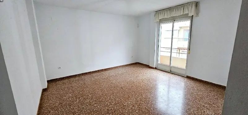 Venta Piso 3 habitaciones 2 baños Lucena