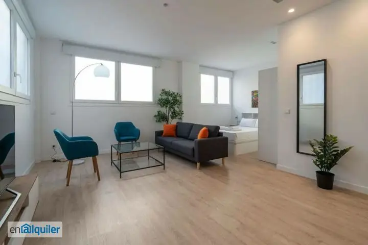 Estudio Moderno en Casco Antiguo de Valencia