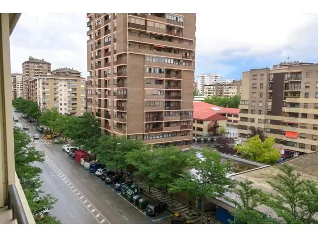 Piso Estudiantes Iturrama Pamplona Curso Escolar