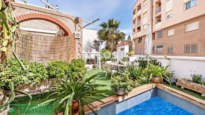 Casa unifamiliar en venta en Urbanización de Roquetas-Las Marinas