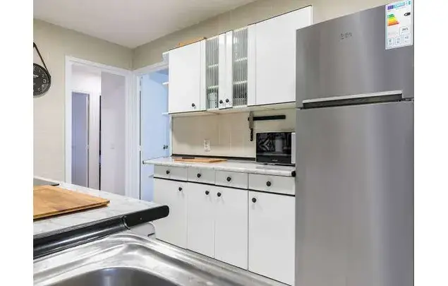 Rent 5 bedroom apartment in Madrid