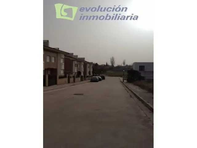 Solar en Sarracin de Burgos 600m2 Orientacion Sur