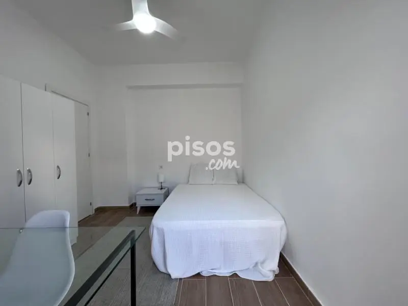 Habitacion Alquiler Puerto Sagunto Cama Doble Balcon Cocina Baños
