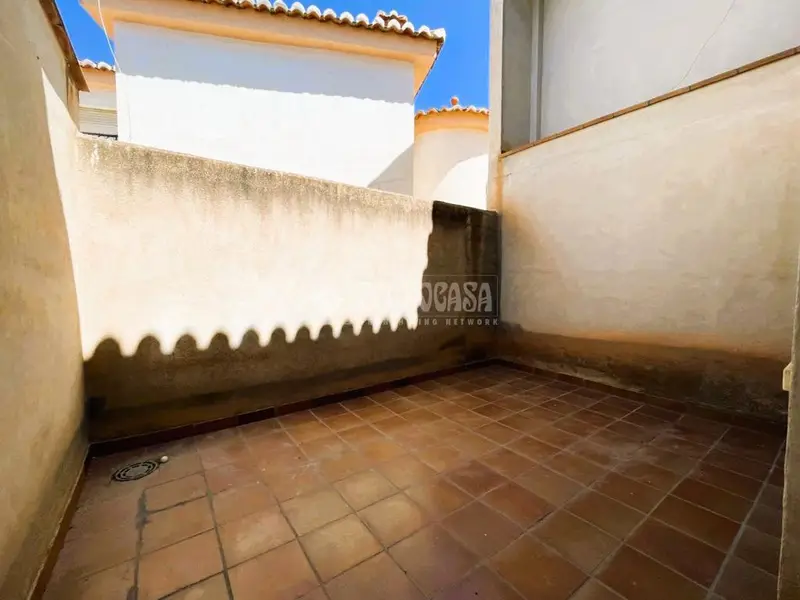 Casa en venta Guadix 196m2 4 dormitorios 2 baños