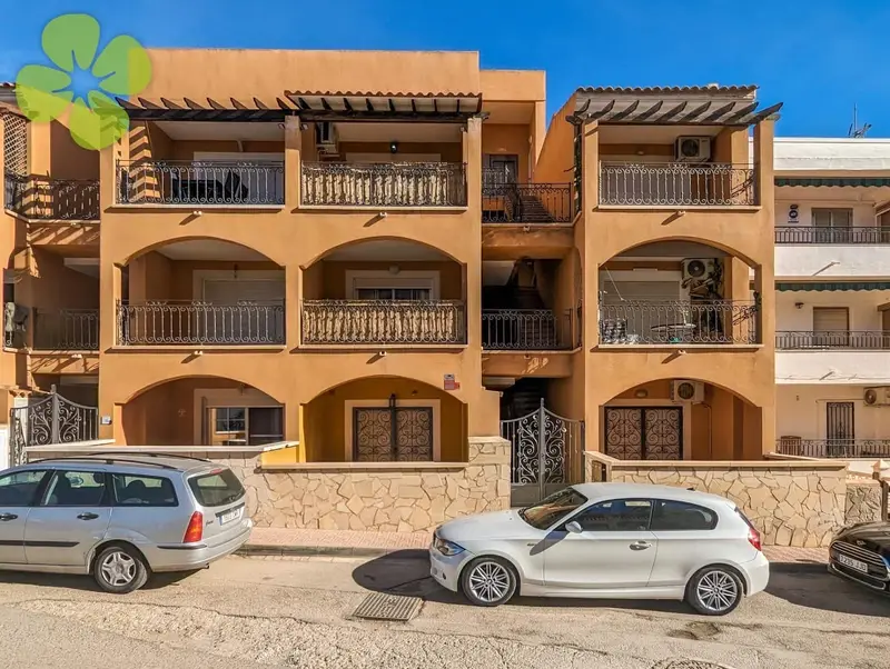 Apartamento en venta Villaricos reformado con terraza y vistas al mar