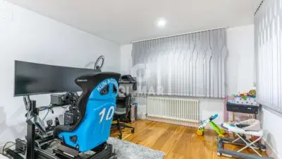 Chalet en Venta Villafranca del Castillo Recien Reformado 4 Dormitorios Piscina