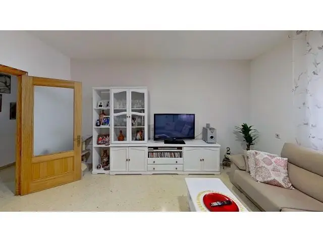 VPO Tres Dormitorios Dos Baños Garaje Trastero