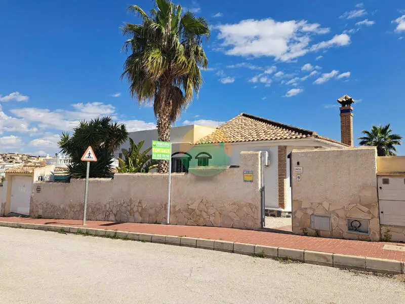 Villa 5 Dormitorios Camposol Murcia Piscina Jacuzzi Barbacoa