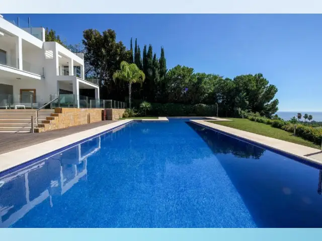 Villa de Lujo 4 Dormitorios Sierra Blanca Malaga