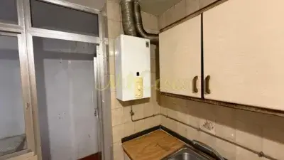 Piso en venta en Noia 4 dormitorios 2 baños