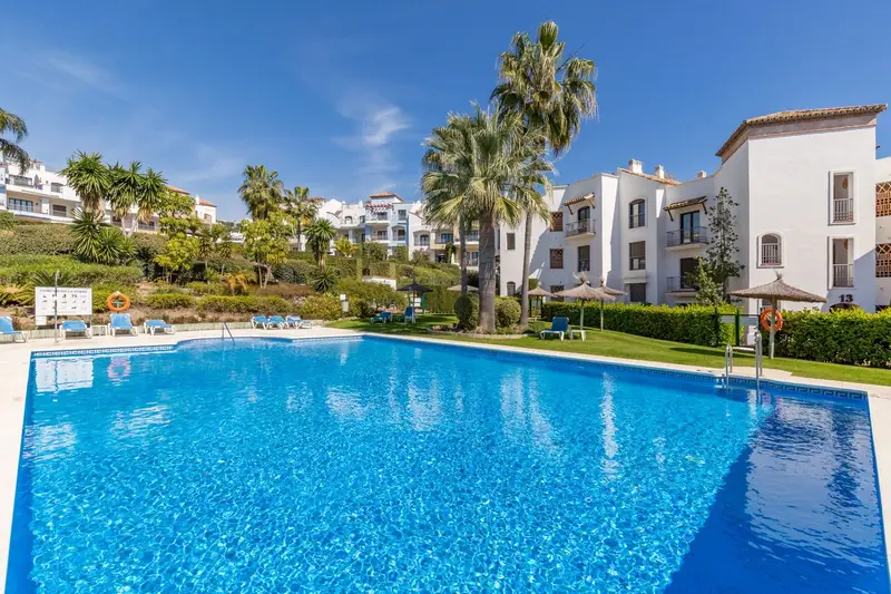 Apartamento 2 Dormitorios Los Arqueros Golf Marbella