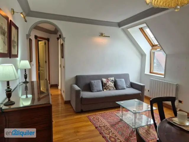 Alquiler Atico Oviedo Ascensor 47m2 Amueblado Trastero