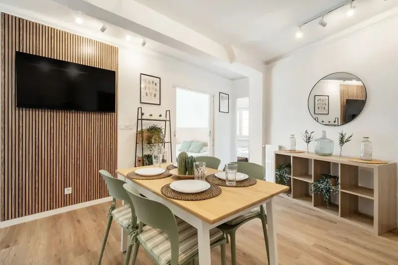Apartamento en Alquiler Madrid 4 Dormitorios 1 Ba
