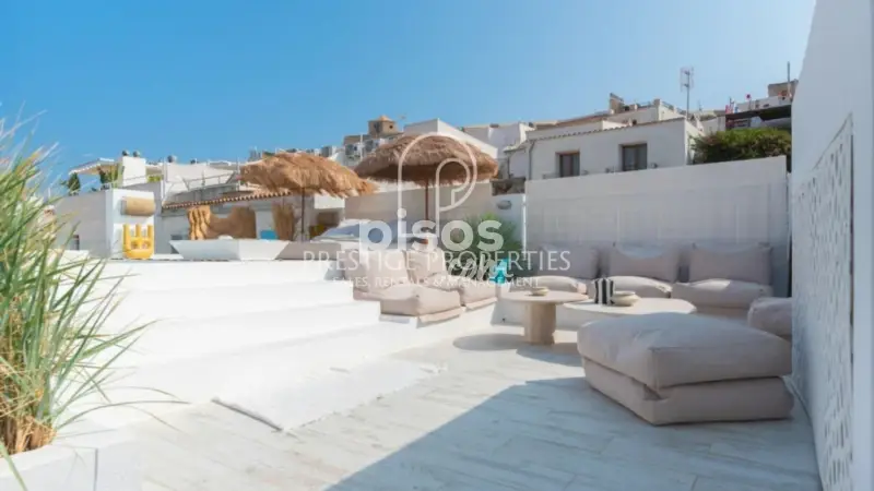 Dúplex de Lujo en La Marina Ibiza Vistas al Puerto y Dalt Vila