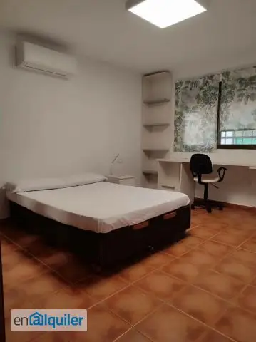 Casa Chalet Independiente Alquiler Estudiantes CEU San Pablo