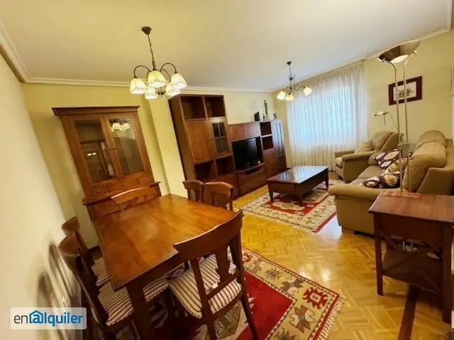 Alquiler piso amueblado 3 dormitorios La Magdalena Versalles