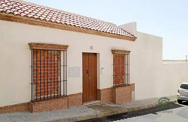 Casa en Carmona 1 Dormitorio 1 Baño 103m2