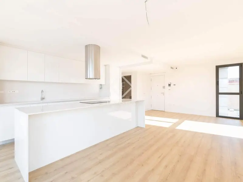 &#x3c;h2&#x3e;Apartamento en Castelldefels con Vistas al Mar&#x3c;/h2&#x3e;