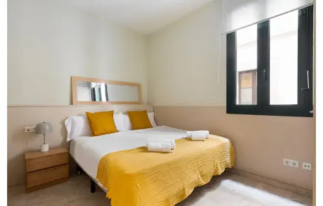 Apartamento 3 Habitaciones Barcelona Centro Alquiler Larga Temporada