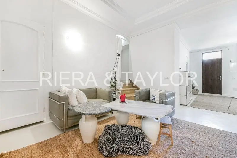 Villa de Lujo en Felanitx  200m2  3 Dormitorios  Terraza 32m2