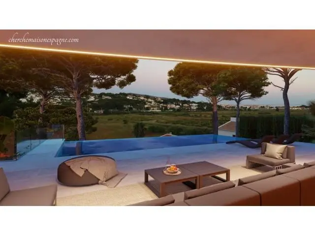 Villa de Lujo Nueva en Moraira 4 Dormitorios Piscina Cerca de la Playa