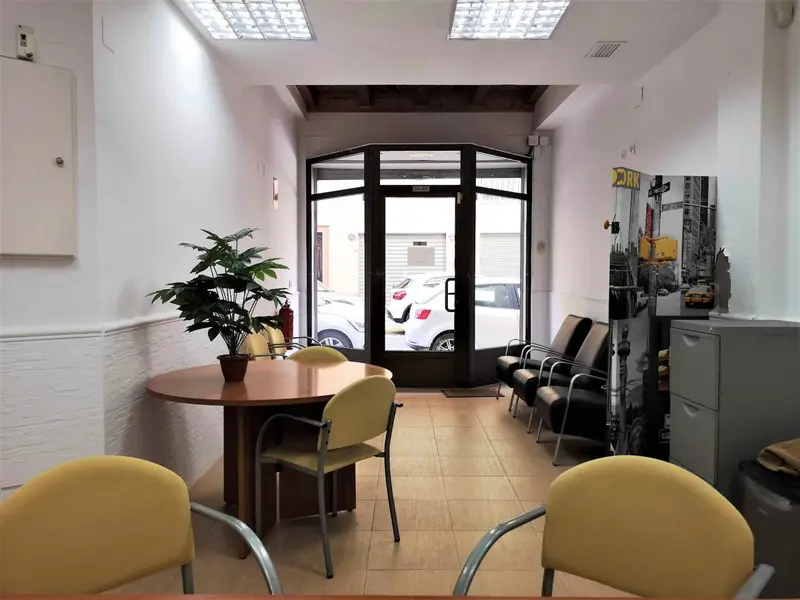 Venta Local Comercial con Trastero en Elche Centro