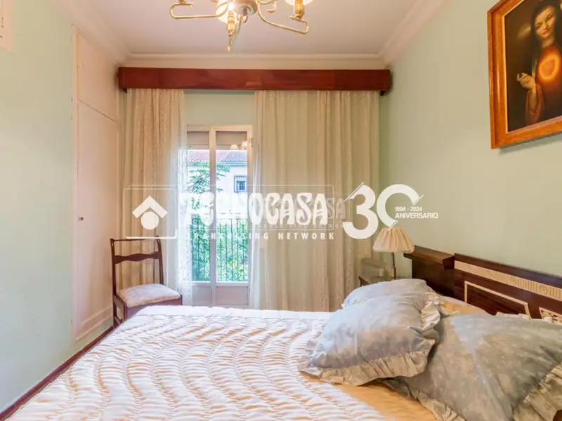 Casa adosada en venta San Blas 85m2 cerca metro
