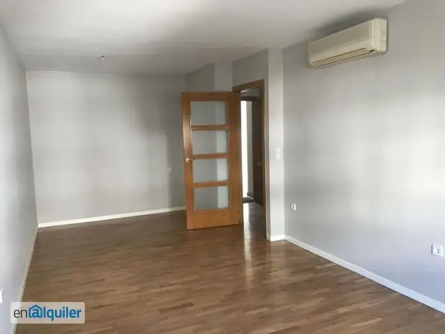 Alquiler Piso Murcia: 3 Dormitorios, Garaje y Trastero