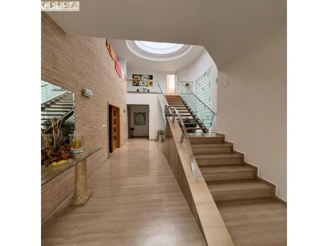 Chalet de Lujo en Cullera con Vistas al Mar