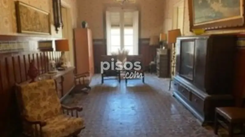 Casa en venta en Carrer de Mallorca, cerca de Carrer de Sant Esteve